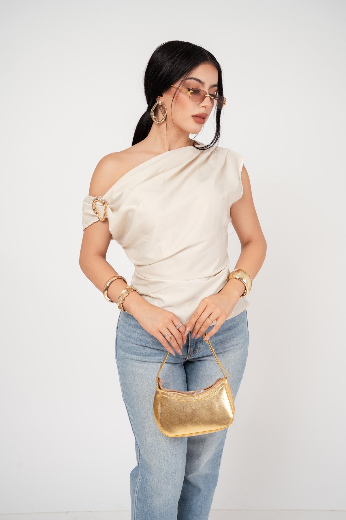 Blusa Roman Shoulder Satín por mayoreo — ZAIVA (vista 5)