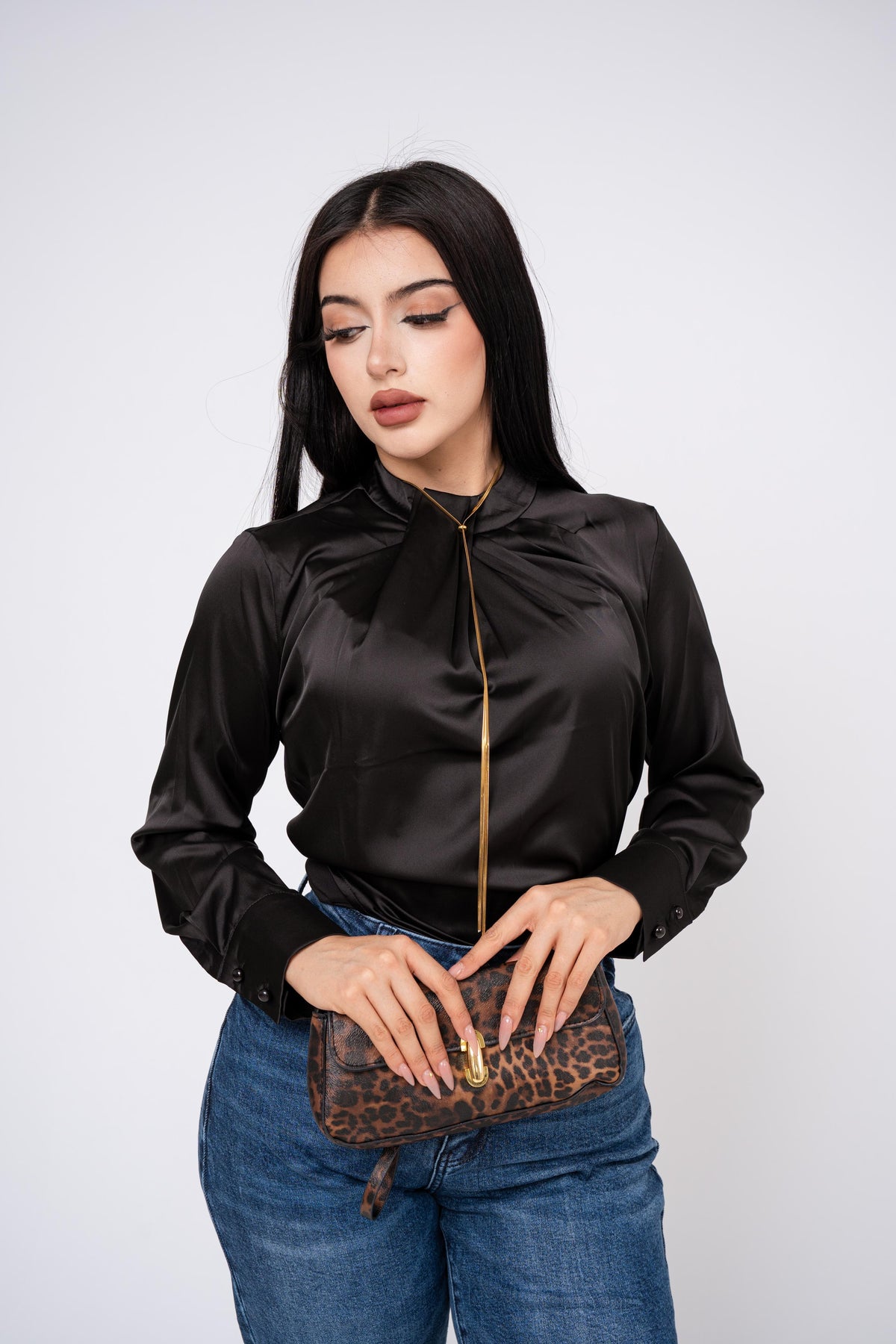 Blusa High Neck Satinada por mayoreo — ZAIVA (vista 7)