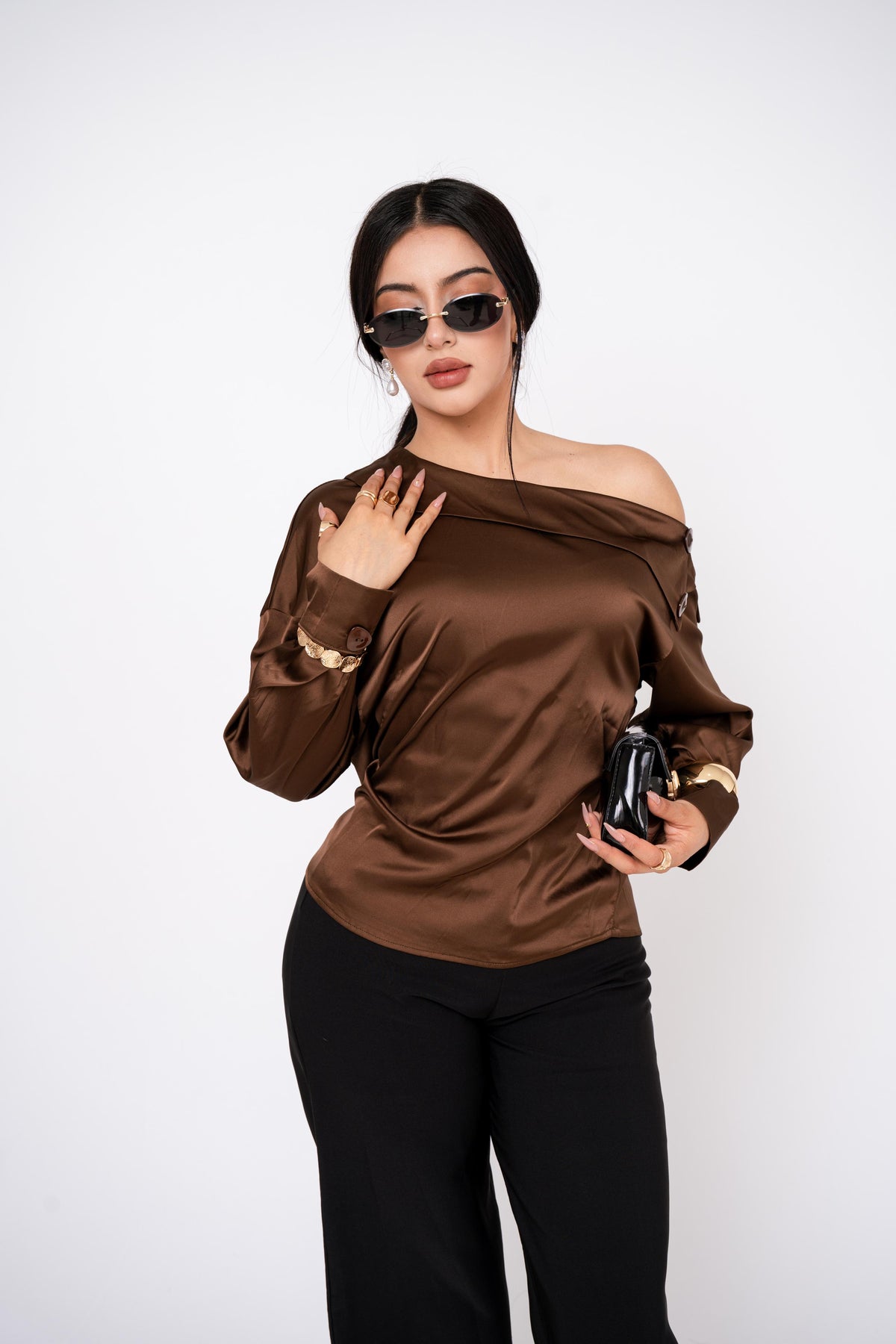 Blusa Satin Off Shoulder por mayoreo — ZAIVA (vista 2)