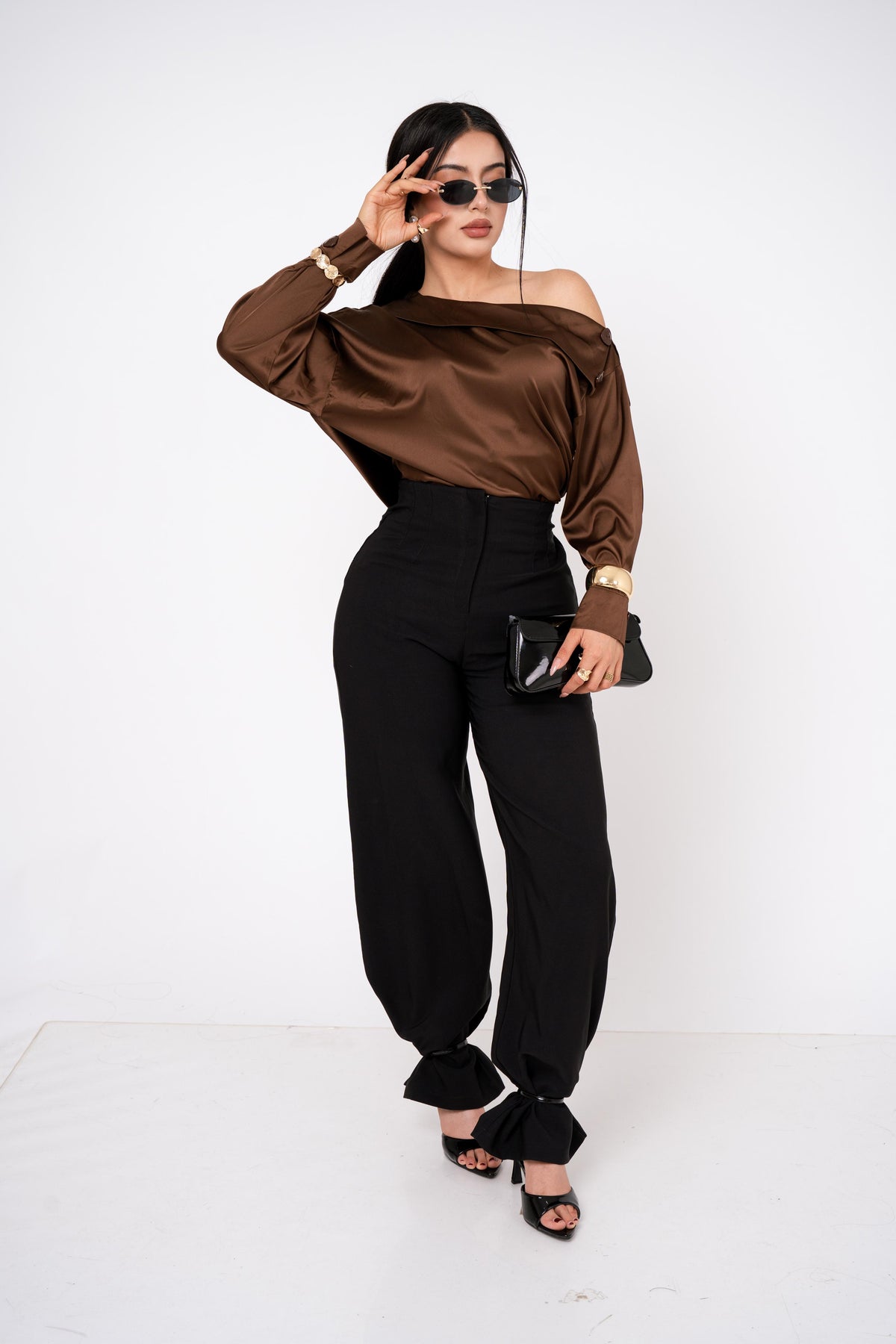 Blusa Satin Off Shoulder por mayoreo — ZAIVA (vista 8)