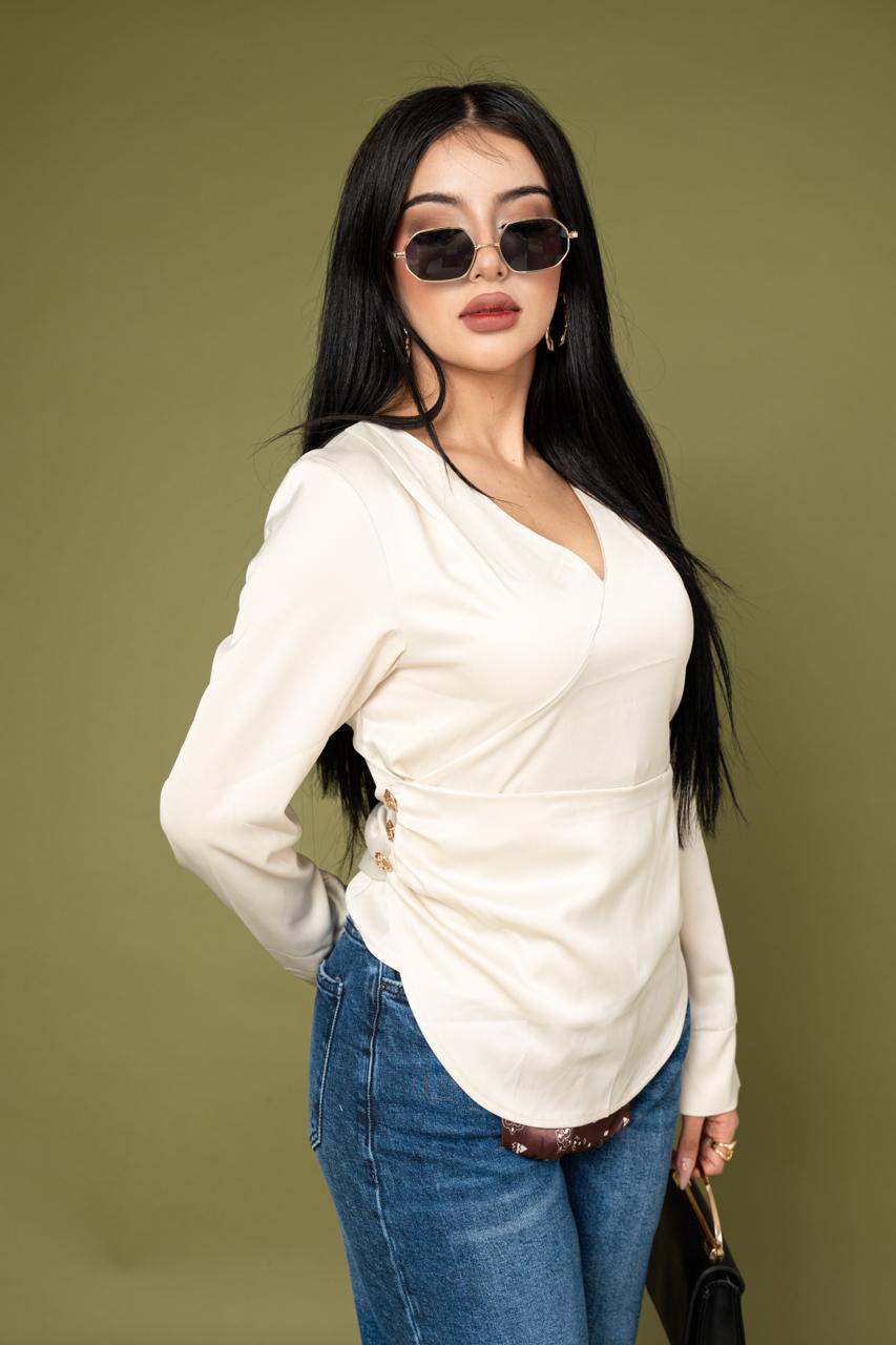 Blusa Vneck Crossed Satín por mayoreo — ZAIVA (vista 3)