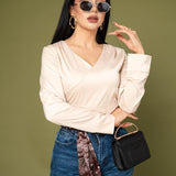 Blusa Vneck Crossed Satín por mayoreo — ZAIVA (vista 9)