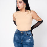 Crop Top Stretch Con Hebilla color Beige | ZAIVA