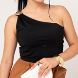 Crop Top Hombro Asimetrico Y Broche Metalico color Negro | ZAIVA