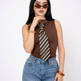 Top Fitted con Hebilla por mayoreo — ZAIVA (vista 3)