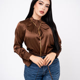Blusa High Neck Satinada por mayoreo — ZAIVA (vista 4)