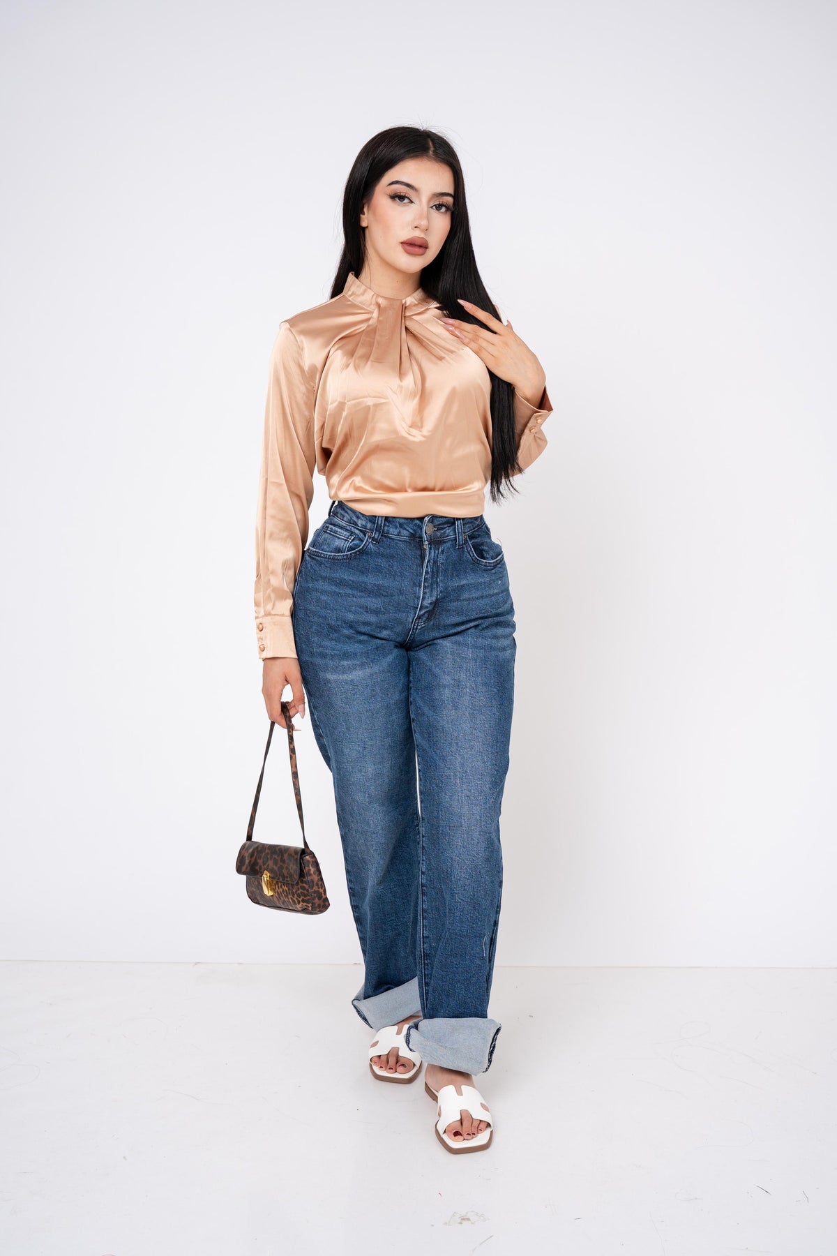 Blusa High Neck Satinada por mayoreo — ZAIVA (vista 9)