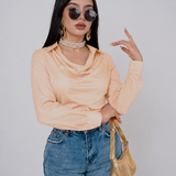 Blusa Cowl Neck por mayoreo — ZAIVA (vista 4)