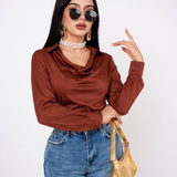 Blusa Cowl Neck por mayoreo — ZAIVA