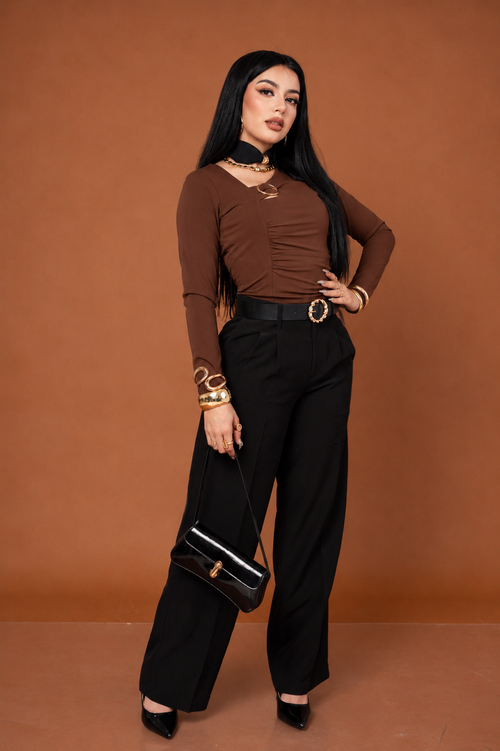Blusa Cut Out