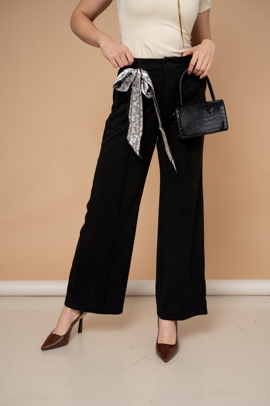 Pantalón Tailored Wide Leg · foto 4