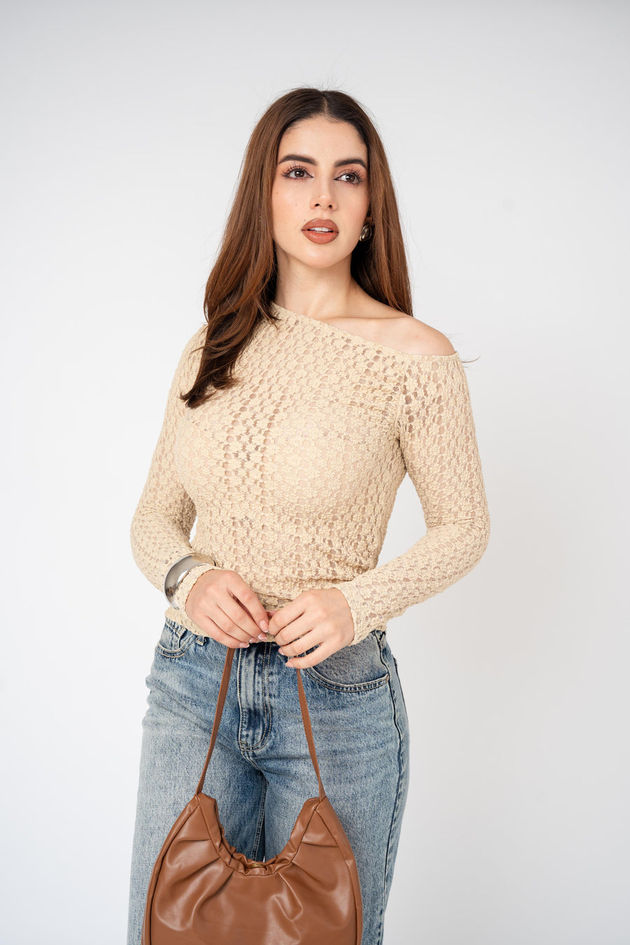 Blusa Calada Asimétrica Off Shoulder · foto 8