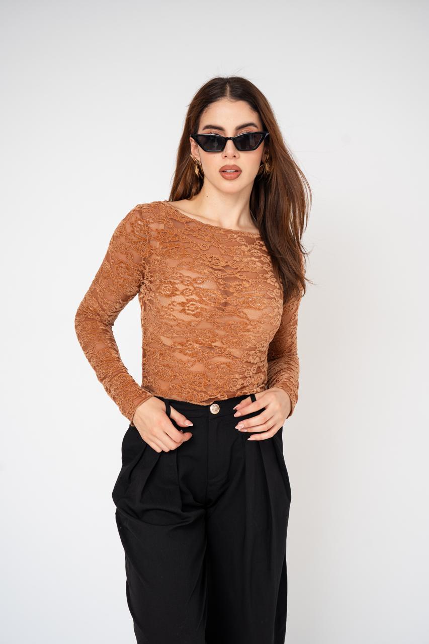 Blusa Lace Boat Neck · foto 2