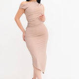 Vestido Bodycon Hombro Asimetrico color Moka | ZAIVA