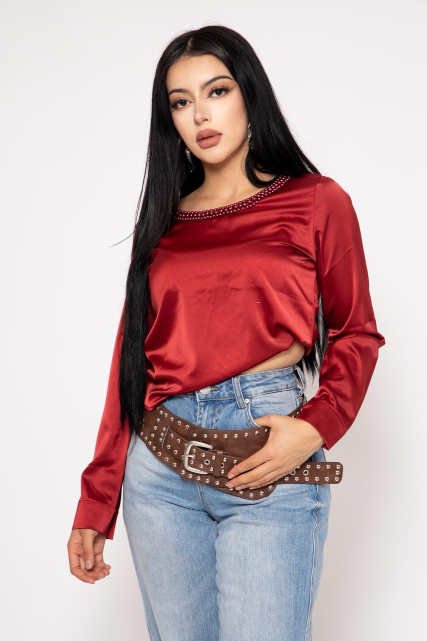 Blusa Pullover Satén color Rojo | ZAIVA