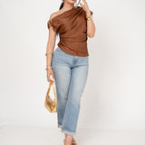 Blusa Roman Shoulder Satín por mayoreo — ZAIVA (vista 2)