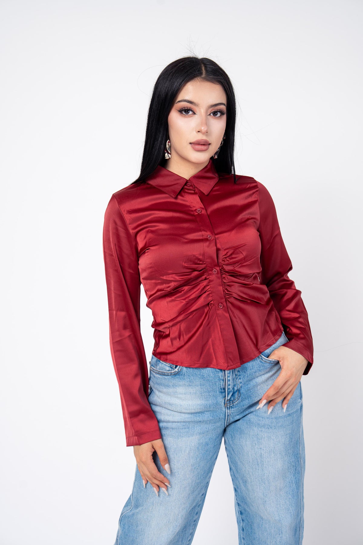 Camisera Satinada Plisada color Vino | ZAIVA